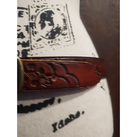 Vintage Womens Tooled Leather Belt L/XL Brown Floral Bohemian Western 33-37 main image 4